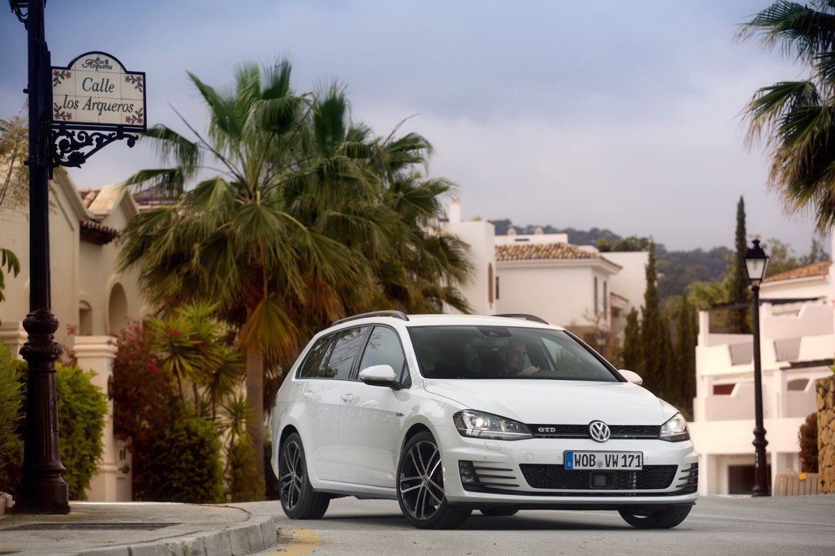 Prueba Volkswagen Golf Variant GTD y Golf Variant R