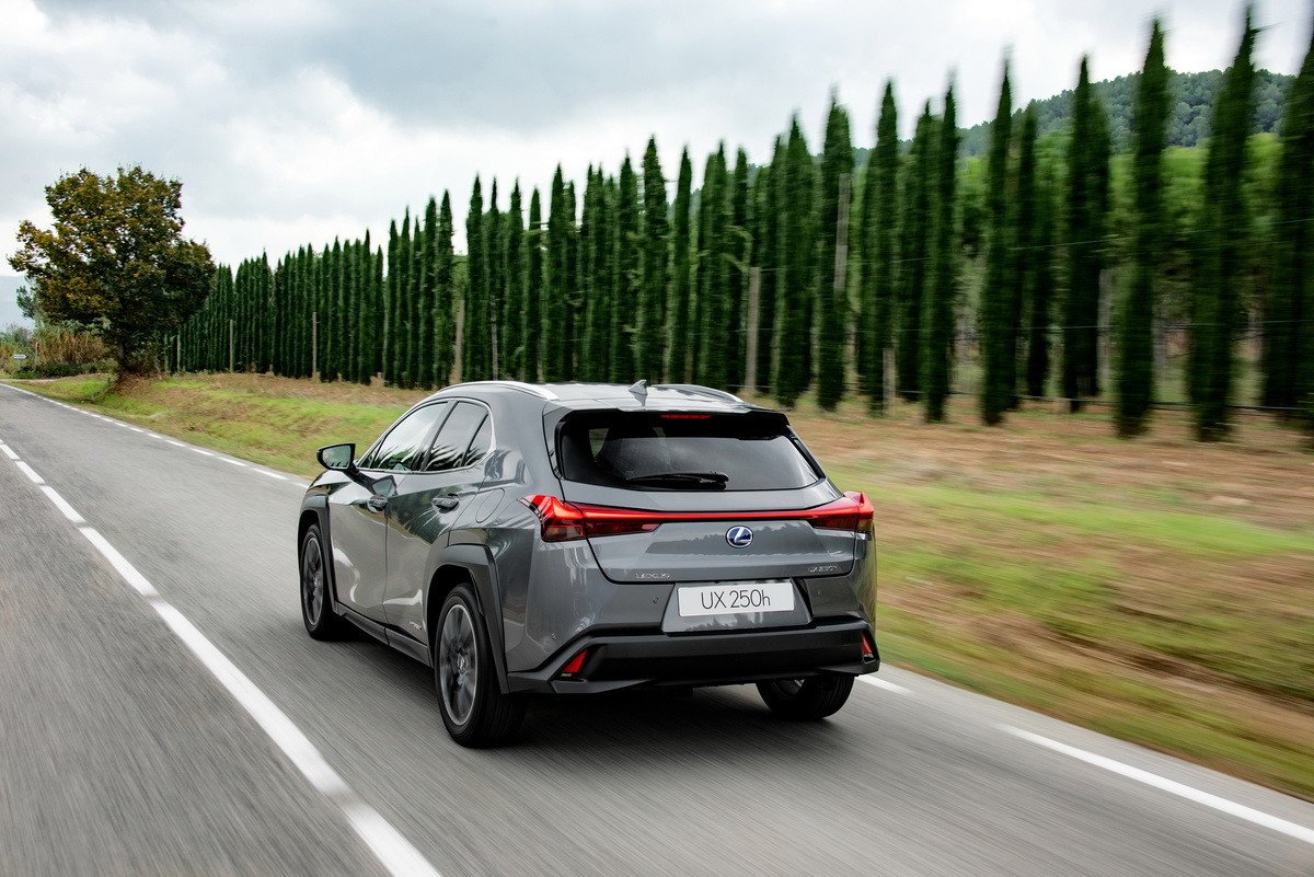 El Lexus UX 250h comienza su comercialización en España