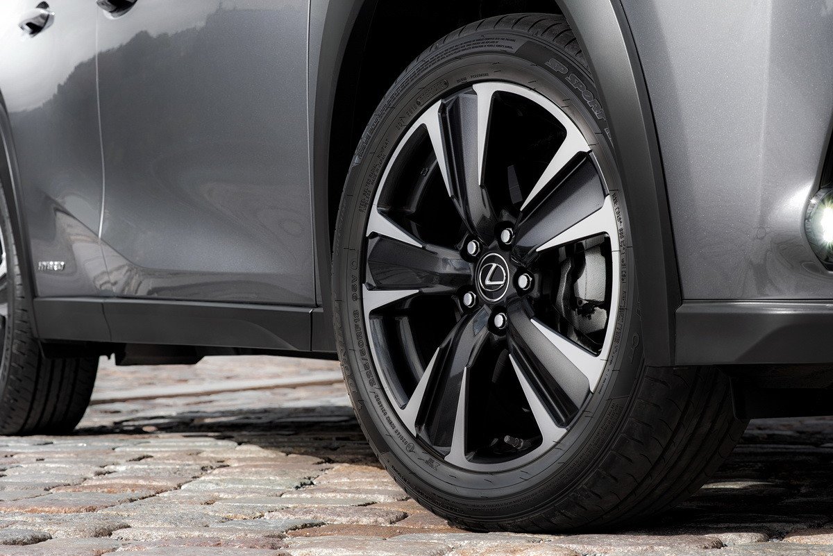 El Lexus UX 250h comienza su comercialización en España