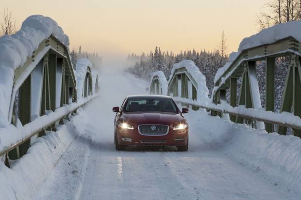 El toque de queda, un peligro para la seguridad vial con hielo y nieve
