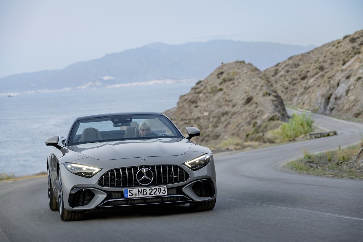 Nuevo Mercedes-AMG SL: recupera la capota de lona y dispone de motores V8