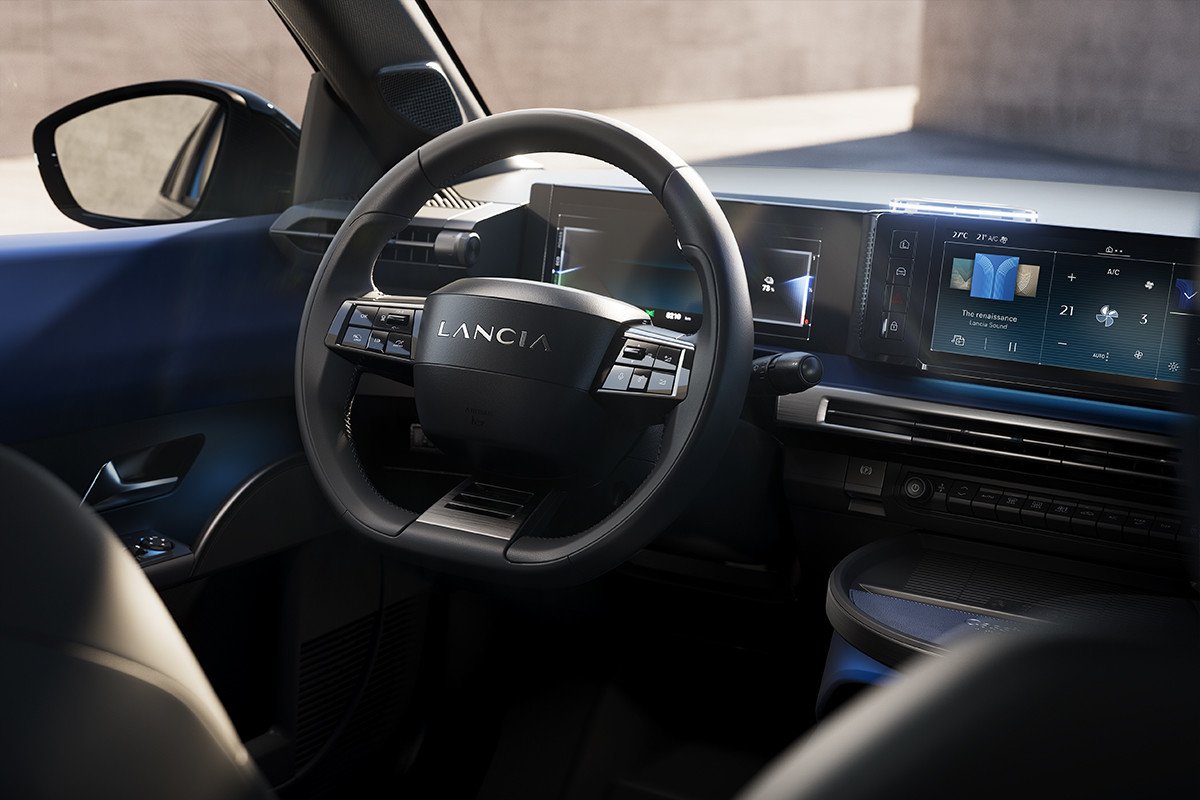 Lancia Ypsilon 2024: renace el seductor urbano