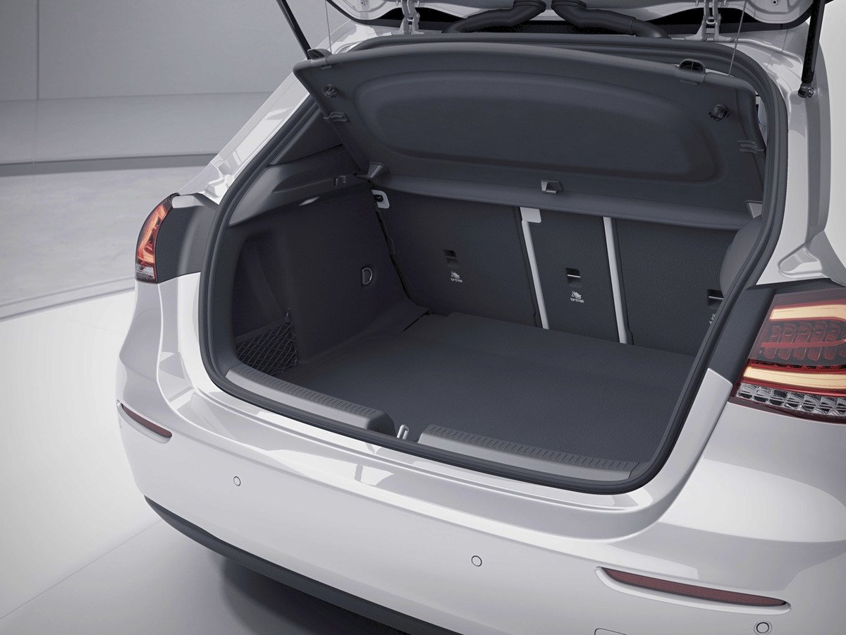 ¿Cómo es el interior del nuevo Mercedes Clase A?