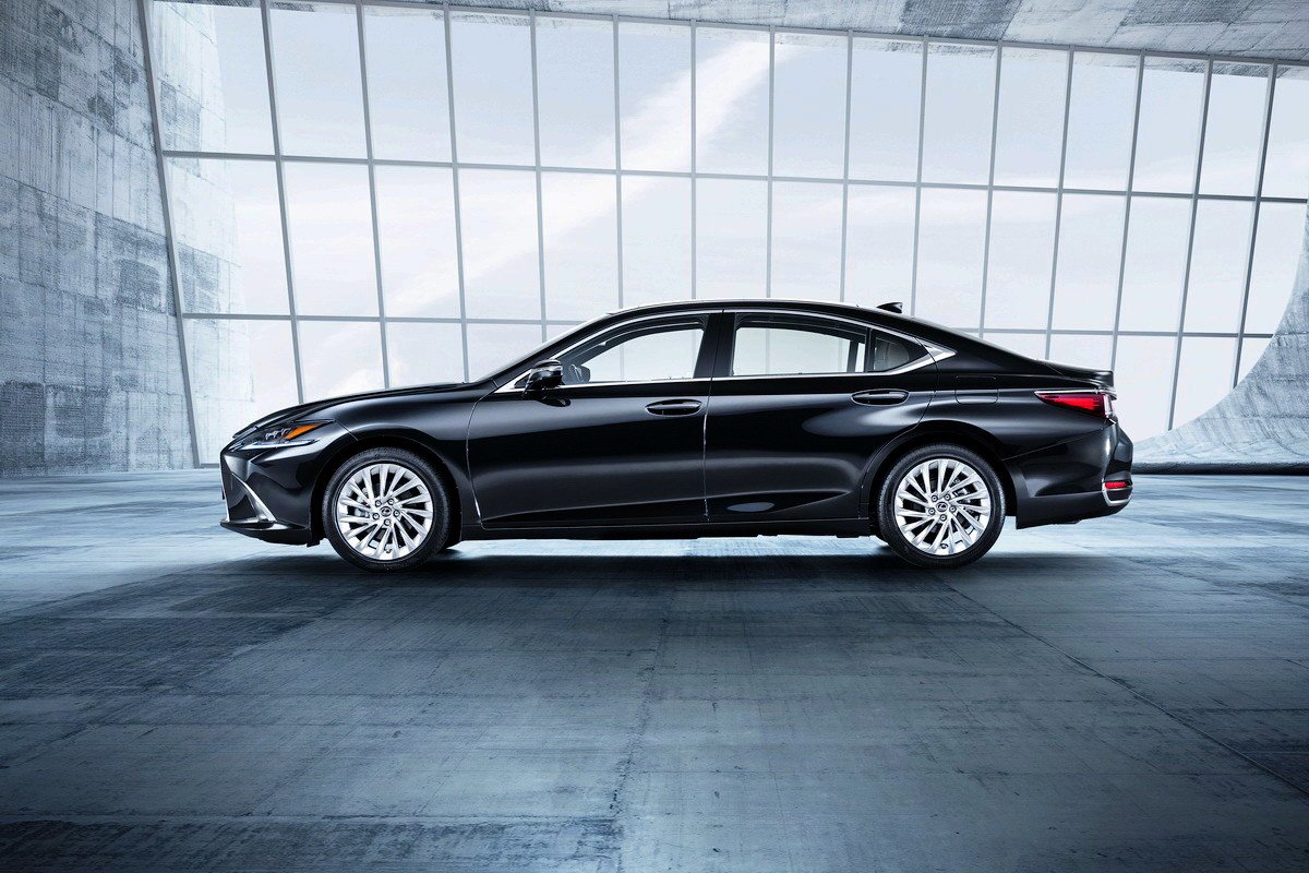 Lexus ES 300h: nuevo sistema híbrido de cuarta generación  Lexus ES 300h: nuevo sistema híbrido de cuarta generación