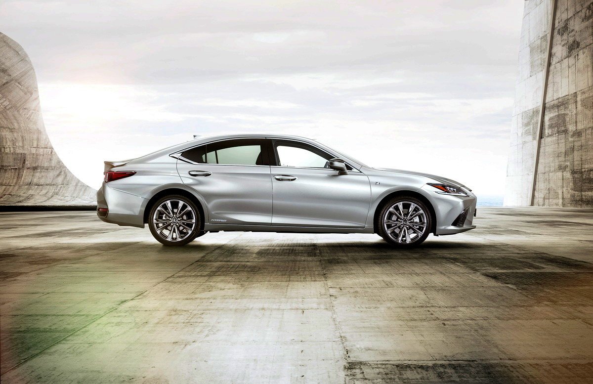 Lexus ES 300h: nuevo sistema híbrido de cuarta generación  Lexus ES 300h: nuevo sistema híbrido de cuarta generación