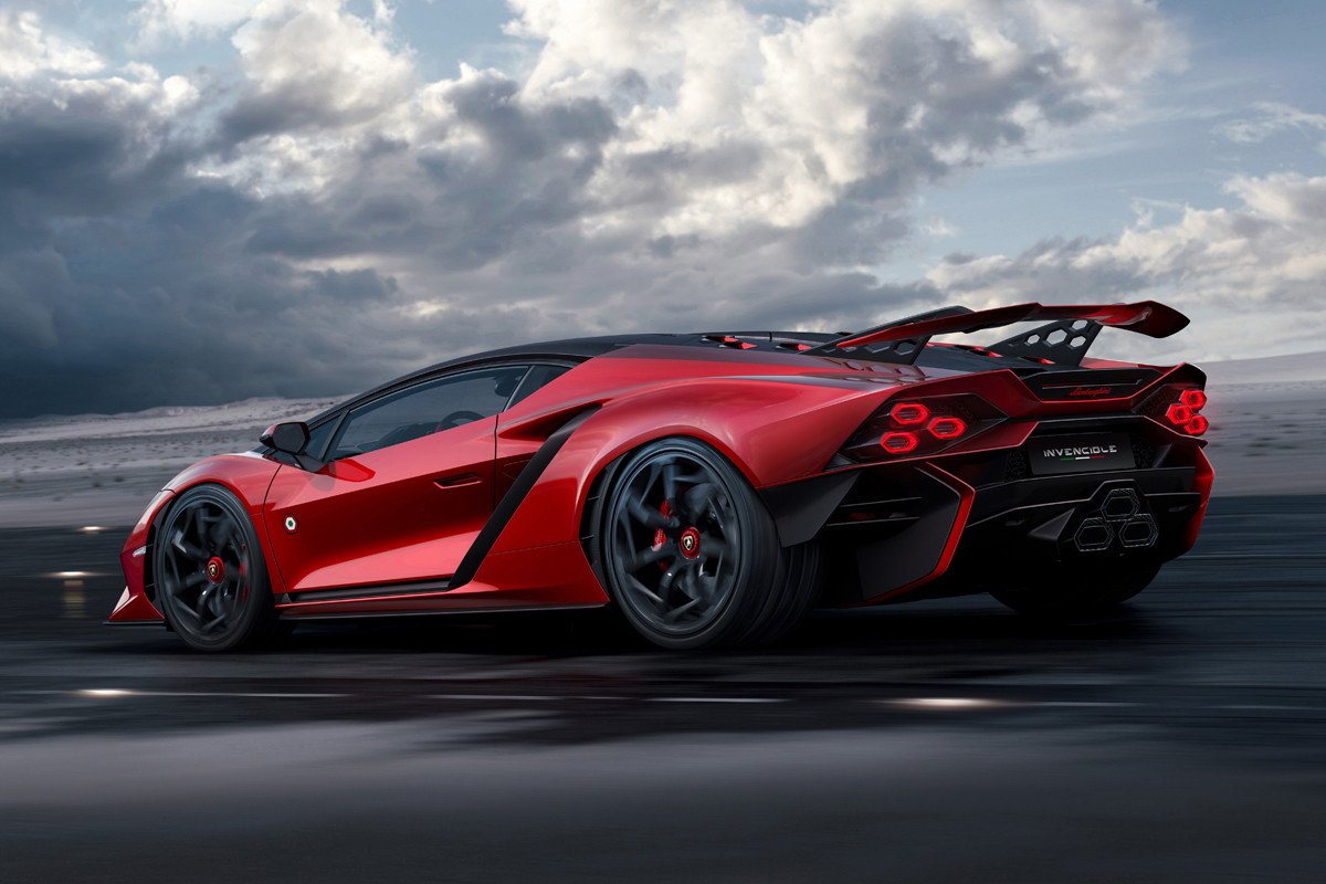 Lamborghini Invencible y Autentica: deportividad extrema como despedida al V12