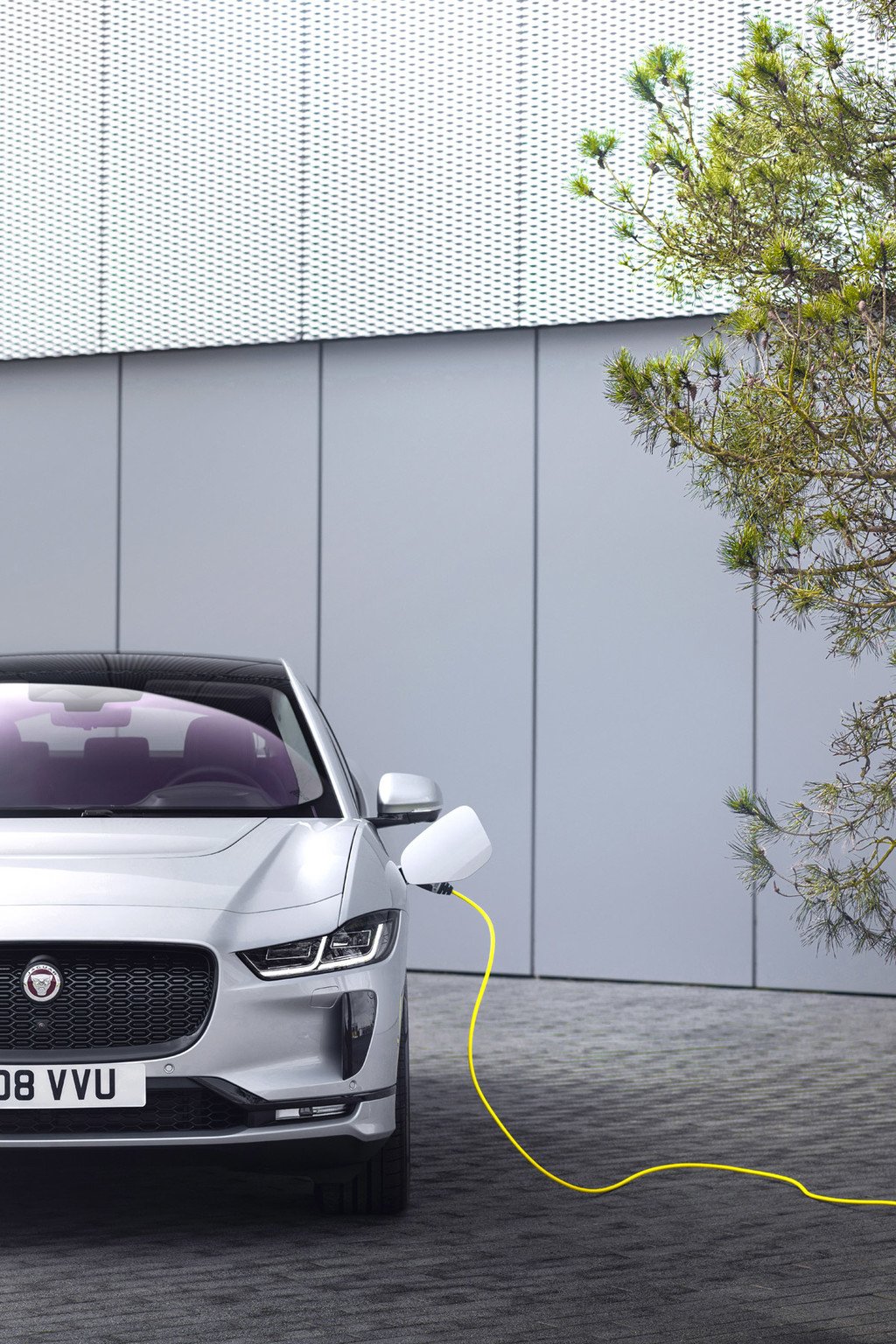 Jaguar I-PACE: estrena equipo multimedia y cargador a bordo más potente