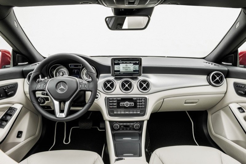 Nuevo Mercedes CLA: fotos y datos oficiales