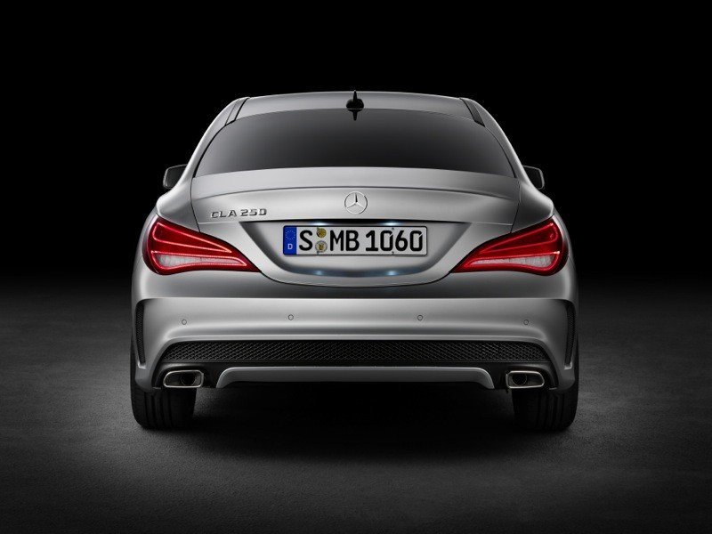 Nuevo Mercedes CLA: fotos y datos oficiales