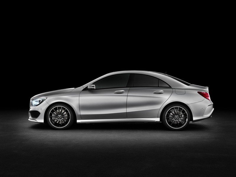 Nuevo Mercedes CLA: fotos y datos oficiales
