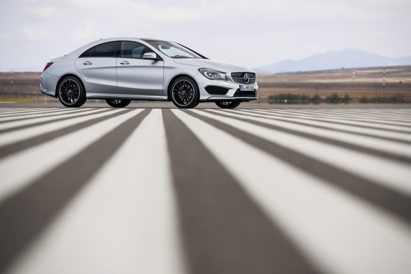 Nuevo Mercedes CLA: fotos y datos oficiales