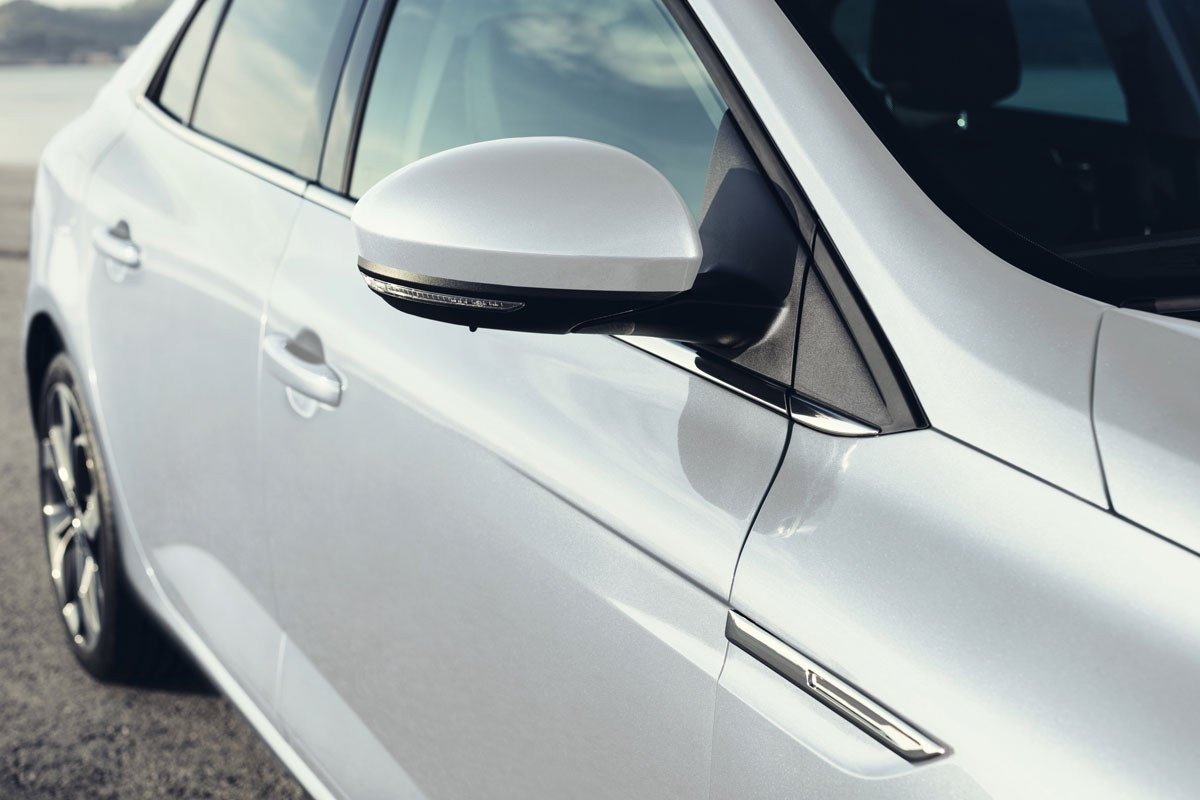 El Renault Megane tendrá versión de cuatro puertas