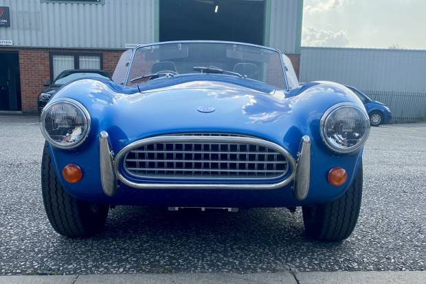 AC Cobra Series 1: regresa el mito en forma de edición limitada... ¡Y ELÉCTRICA!