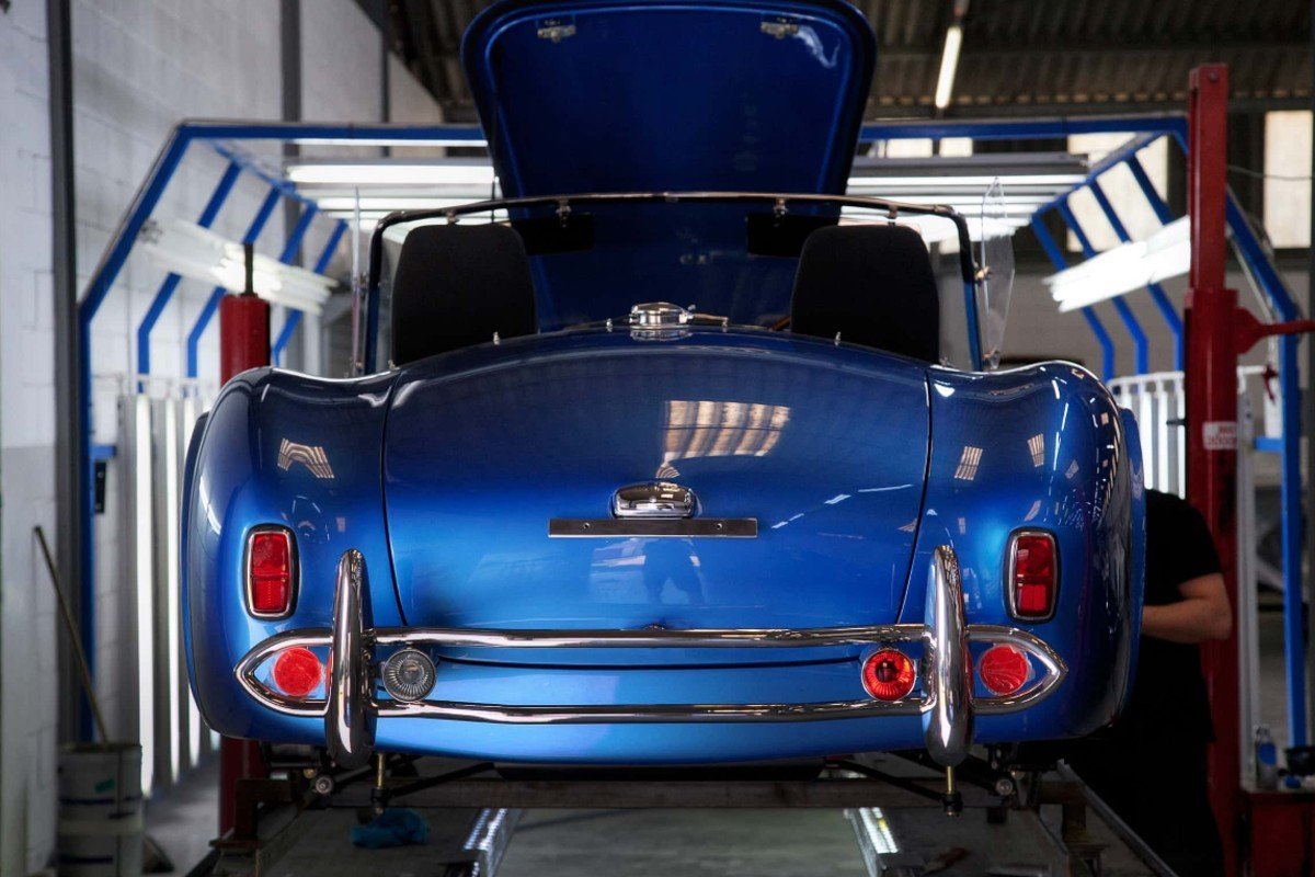 AC Cobra Series 1