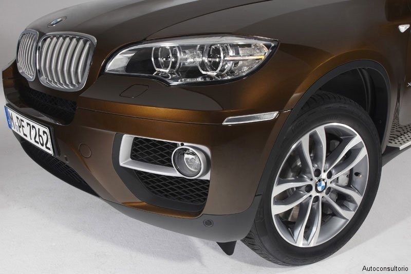Nuevos Coches: BMW X6 2012, más deportivo y retoques estéticos