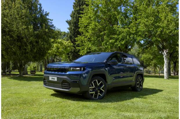 Jeep Compass 2025: SUV de look off-road y motor eléctrico de hasta 650 km de autonomía