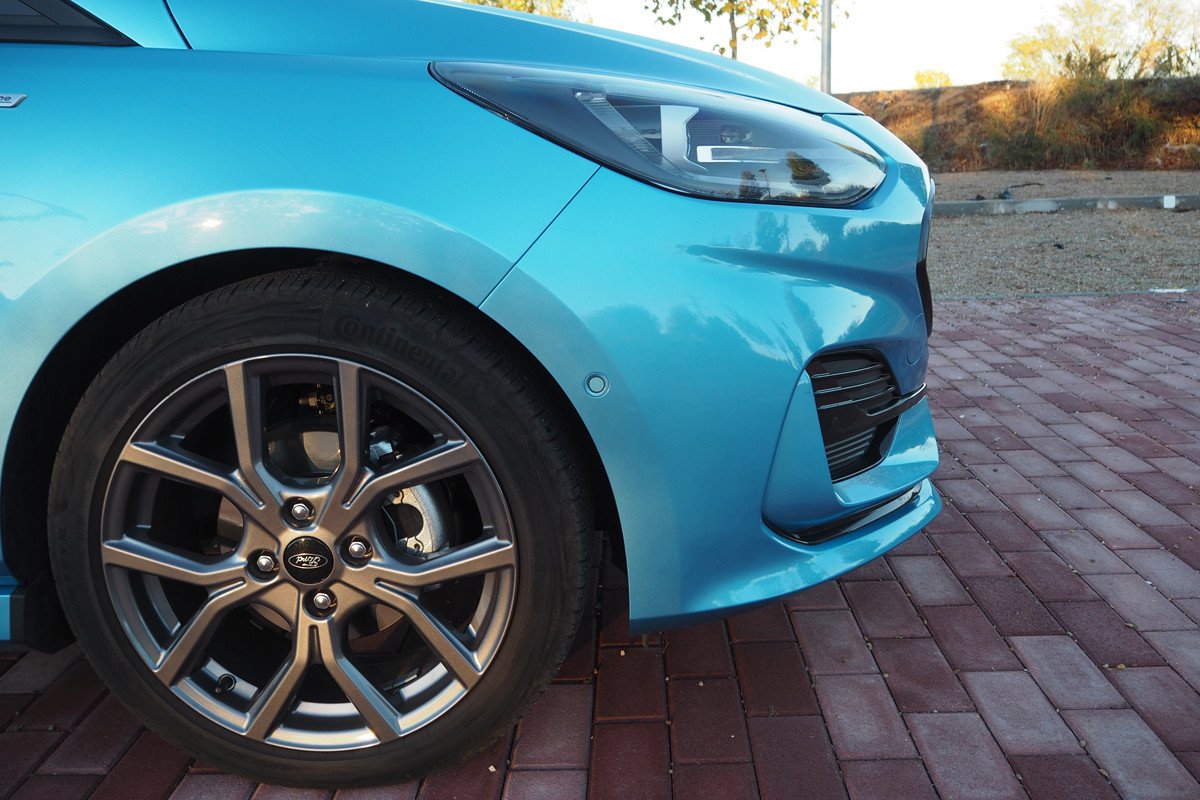 Prueba y opinión del Ford Fiesta: precio y comportamiento del híbrido