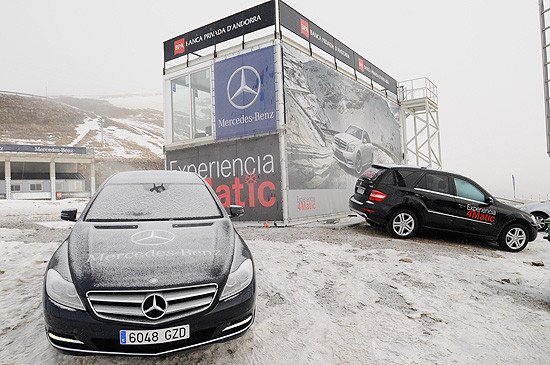 Experiencia 4Matic de Mercedes: cursos de conducción sobre nieve