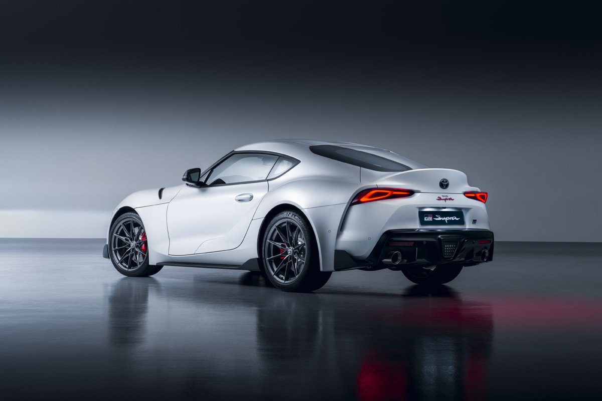 Toyota GR Supra: ahora disponible con cambio manual