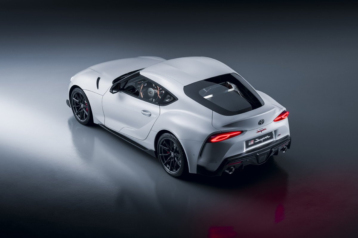 Toyota GR Supra: ahora disponible con cambio manual