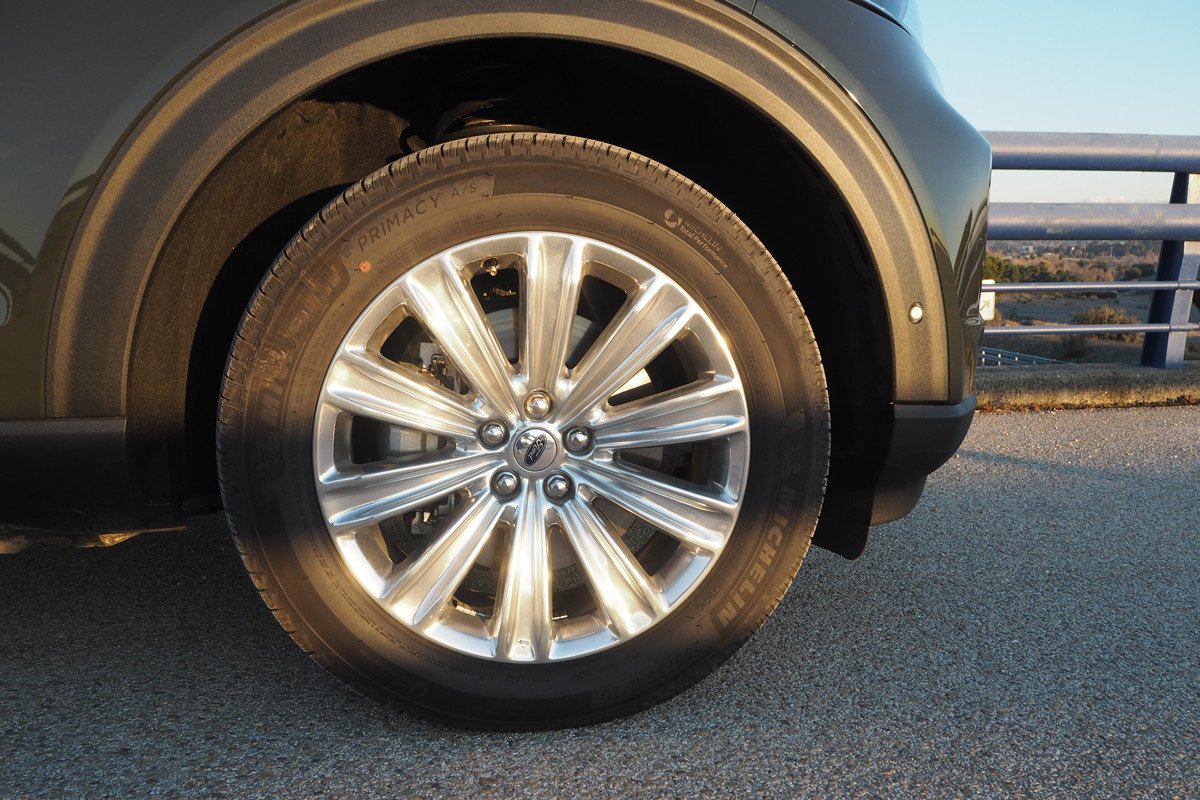 Prueba y opinión del Ford Explorer: precio, interior y su motor híbrido enchufable