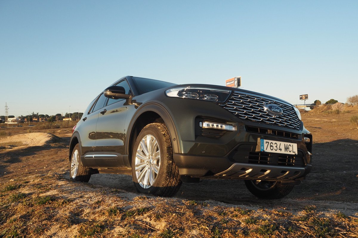 Prueba y opinión del Ford Explorer: precio, interior y su motor híbrido enchufable