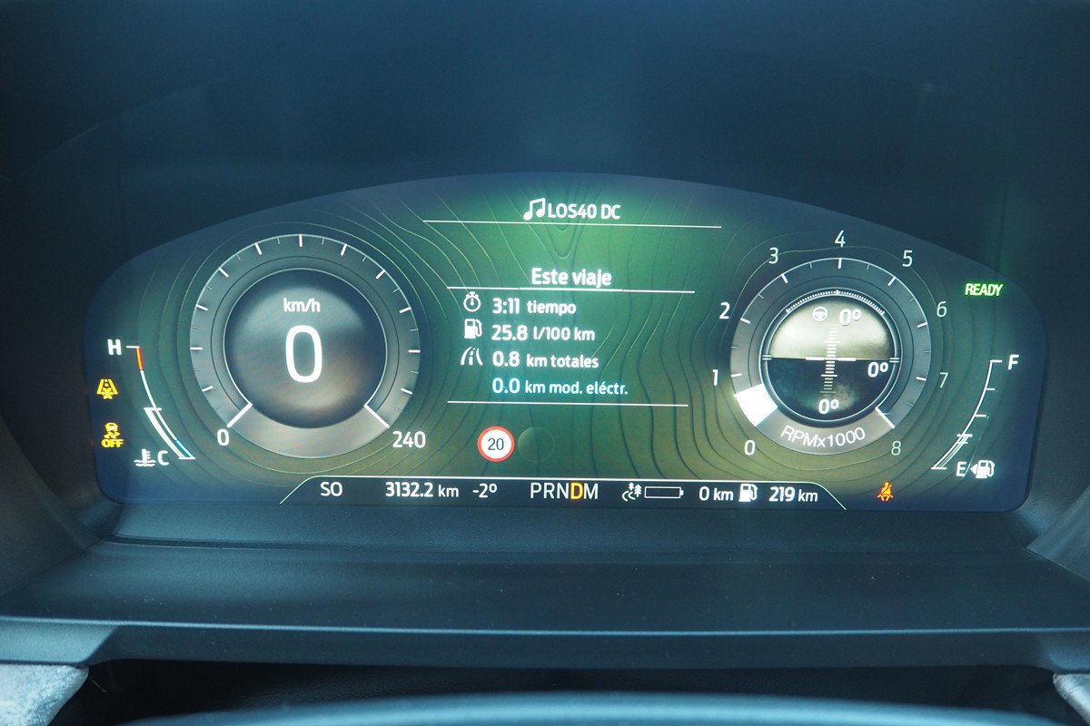 Prueba y opinión del Ford Explorer: precio, interior y su motor híbrido enchufable