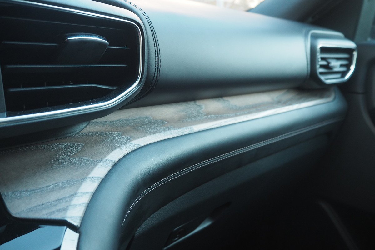 Prueba y opinión del Ford Explorer: precio, interior y su motor híbrido enchufable