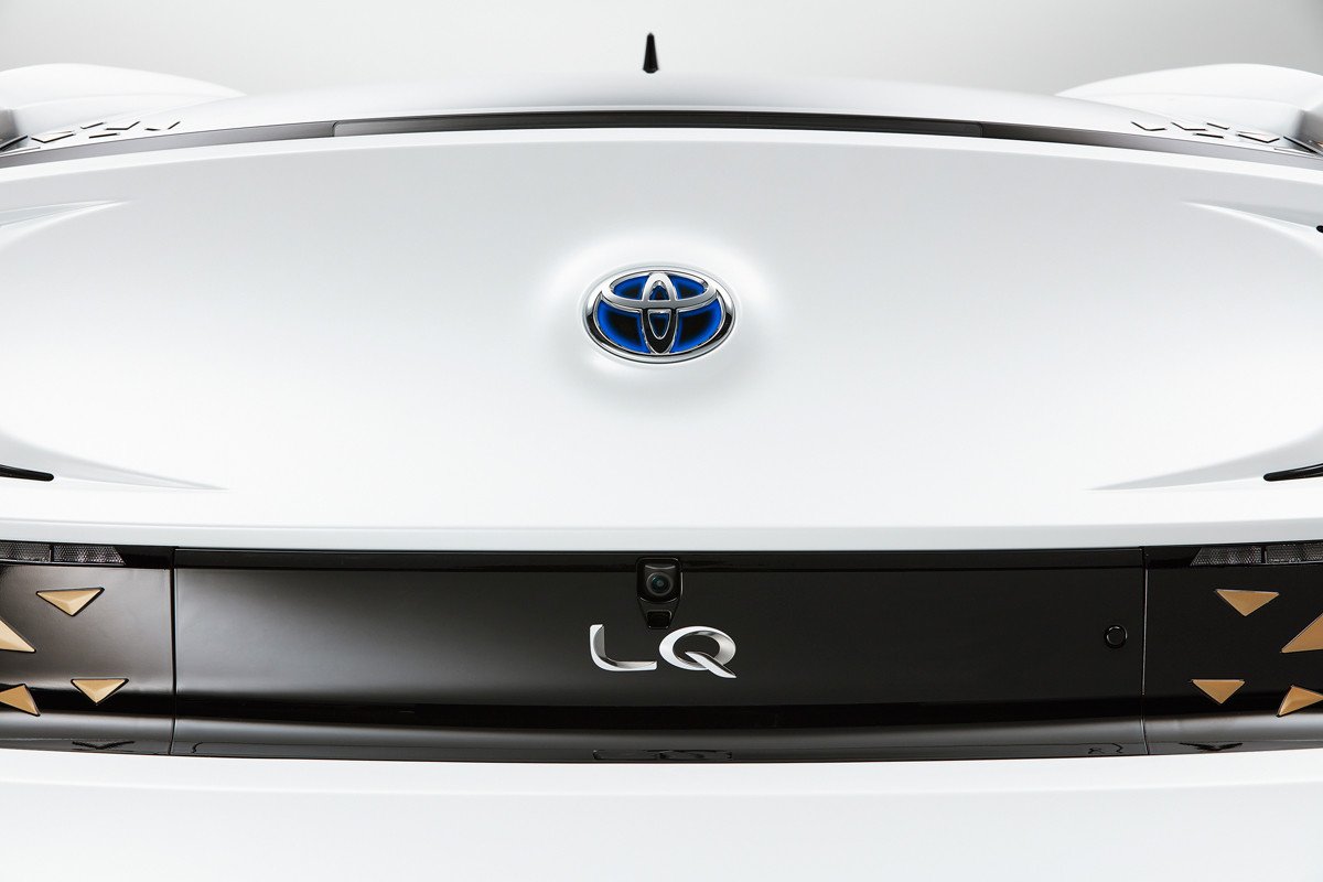 Toyota LQ, el prototipo que conecta coche y pasajeros