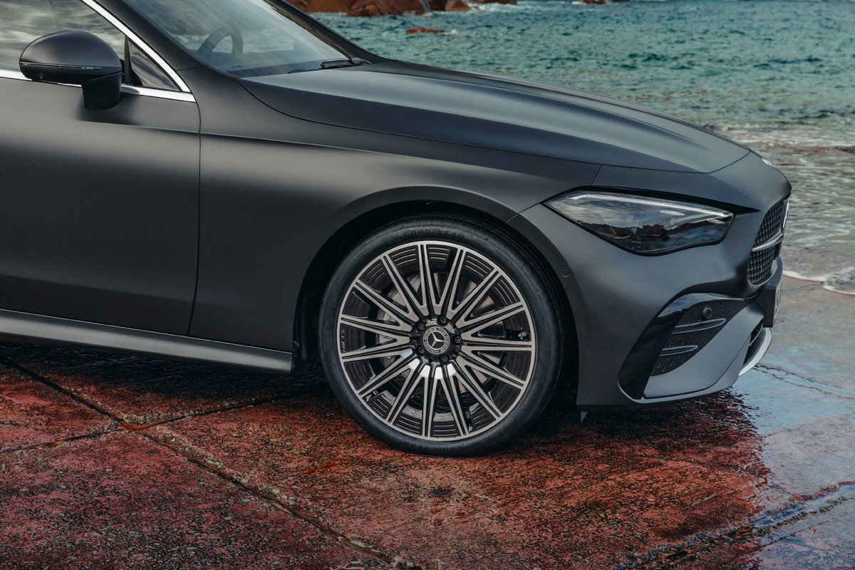 Mercedes reinventa los coupés con el lanzamiento del CLE