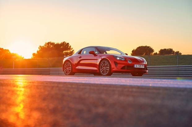 Prueba Alpine A110 S: cuando lo único importante es conducir y divertirte