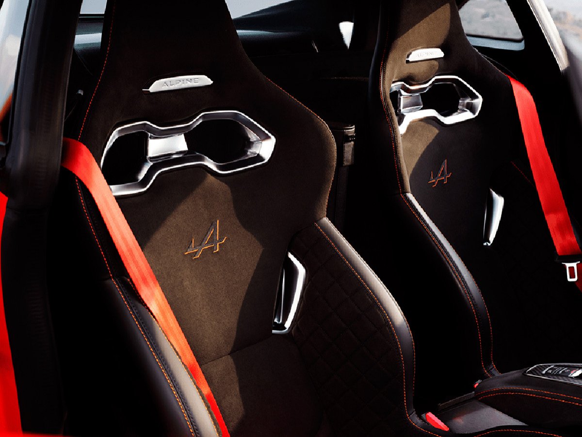 Prueba Alpine A110 S: cuando lo único importante es conducir y divertirte