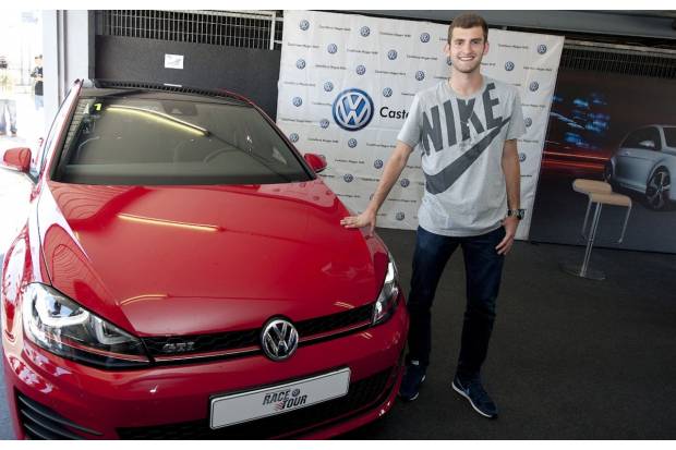 Leo Baptistao nuevo jugador del Atlético de Madrid en el Volkswagen Race Tour del Jarama