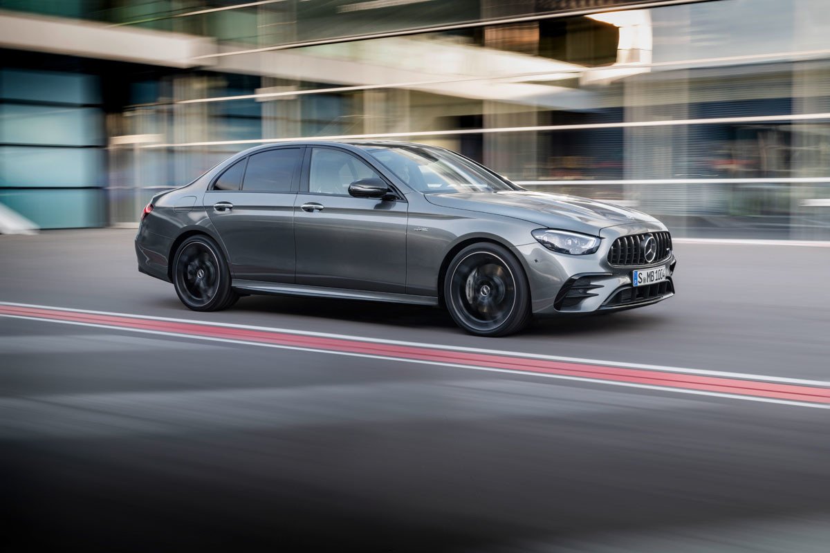 Nuevo Mercedes-AMG E 53: en sedán o familiar con 435 CV