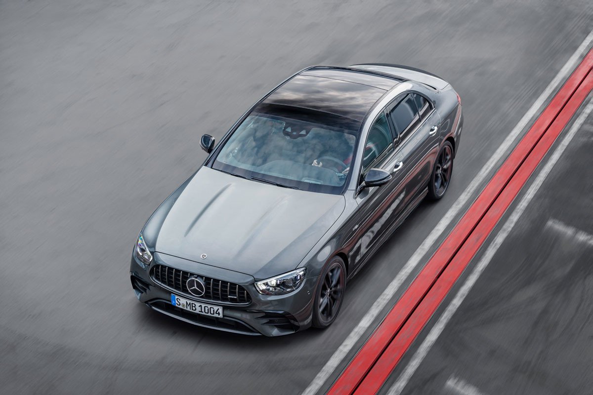 Nuevo Mercedes-AMG E 53: en sedán o familiar con 435 CV