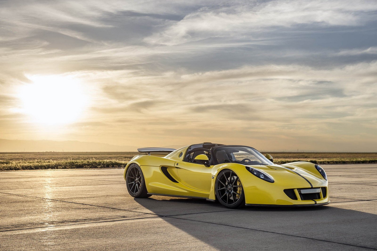 Hennessey Venom GT Spyder, el supercoche sin techo más rápido del mundo