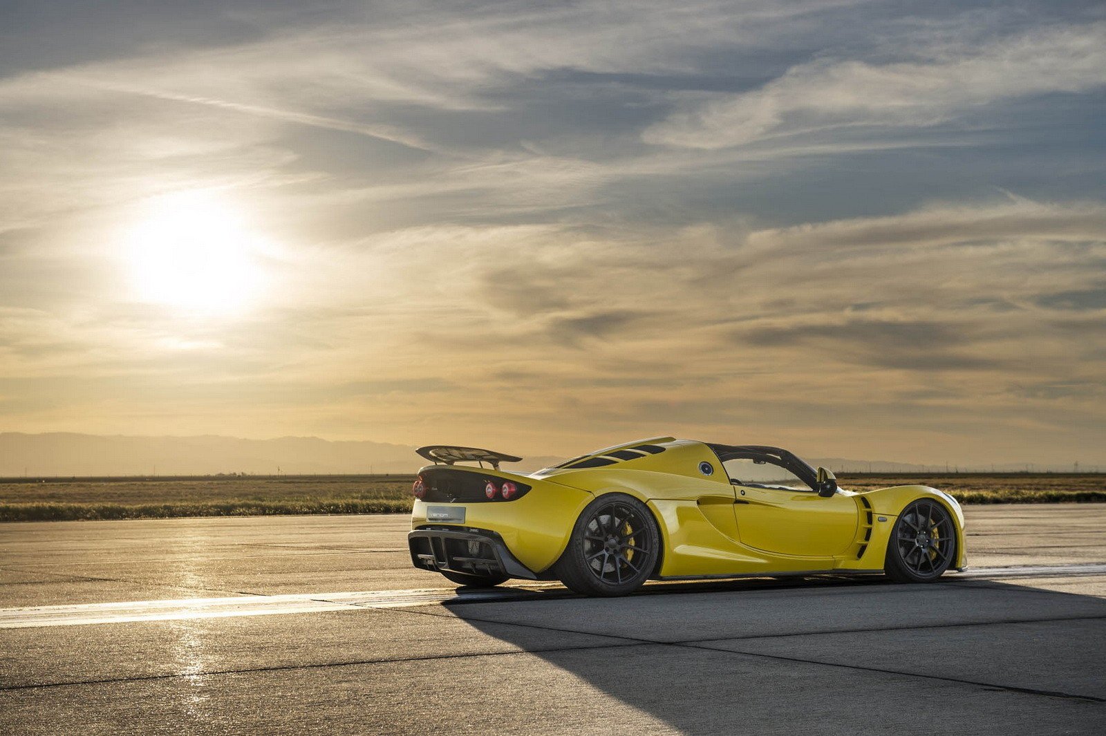 Hennessey Venom GT Spyder, el supercoche sin techo más rápido del mundo