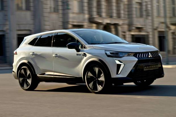 Mitsubishi Grandis 2025: Nuevo SUV con mucho maletero y motor híbrido de consumo mínimo