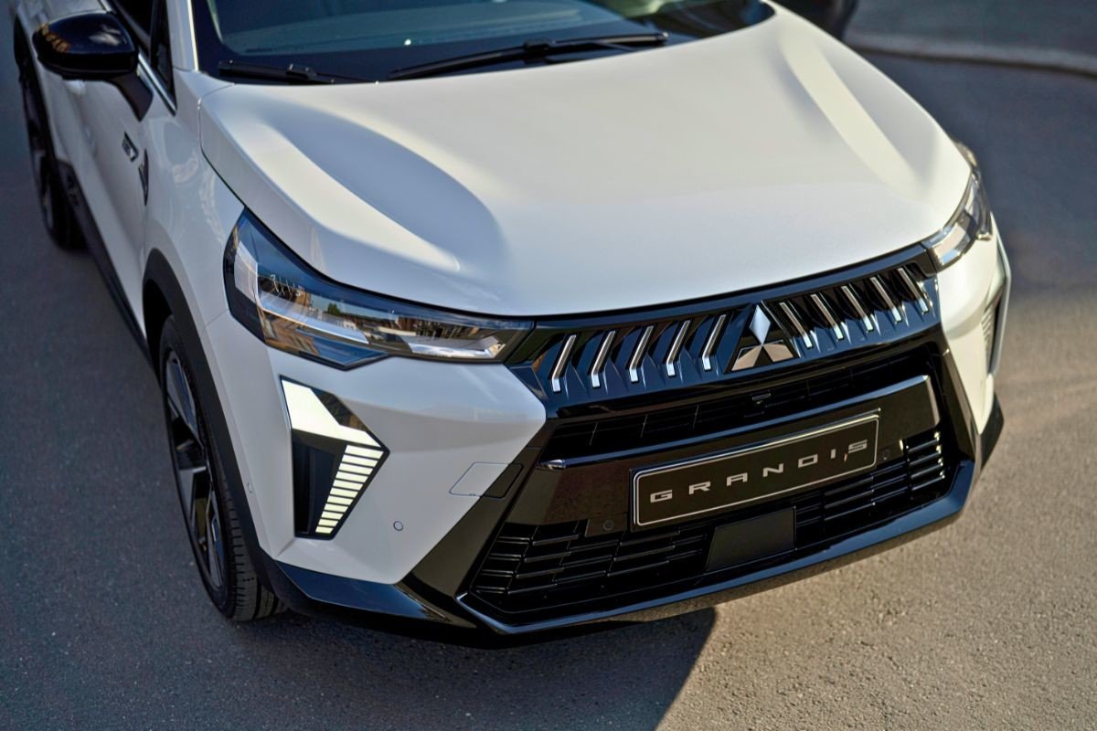 Mitsubishi Grandis 2025