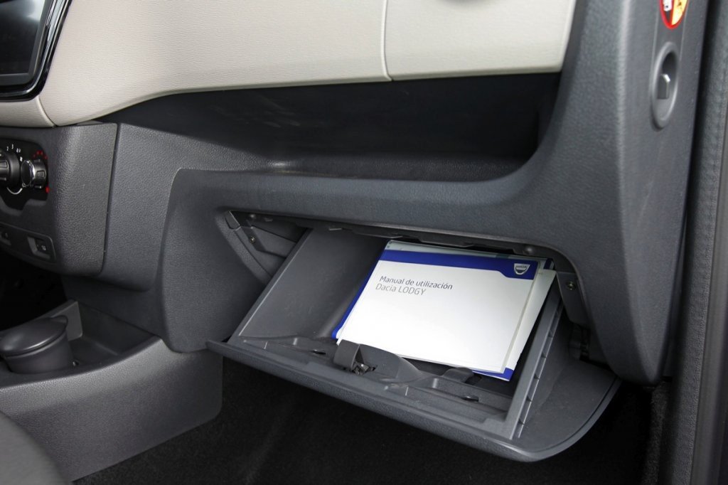 Dacia Lodgy, el monovolumen más barato del mercado Dacia Lodgy, el monovolumen más barato del mercado