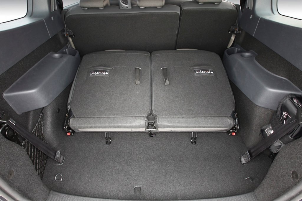 Dacia Lodgy, el monovolumen más barato del mercado Dacia Lodgy, el monovolumen más barato del mercado