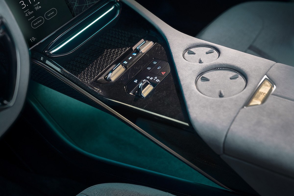 Nuevo Lotus Eletre, el primer SUV eléctrico de la marca