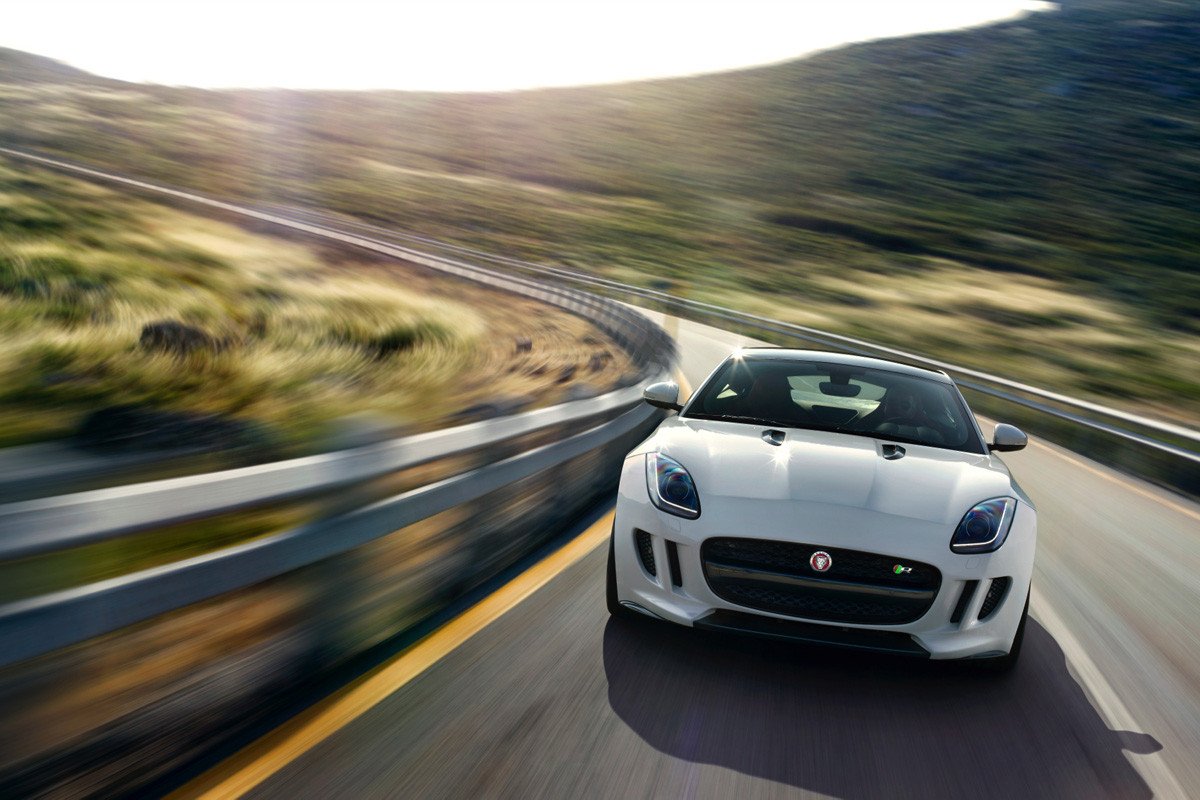 Jaguar F-Type Coupe, datos fotos y vídeo del Jaguar más deportivo