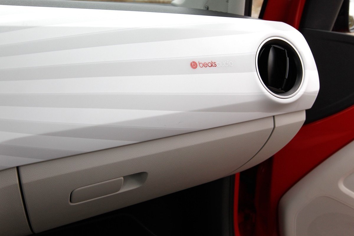 Prueba Volkswagen up! Beats, un urbano con buen sonido