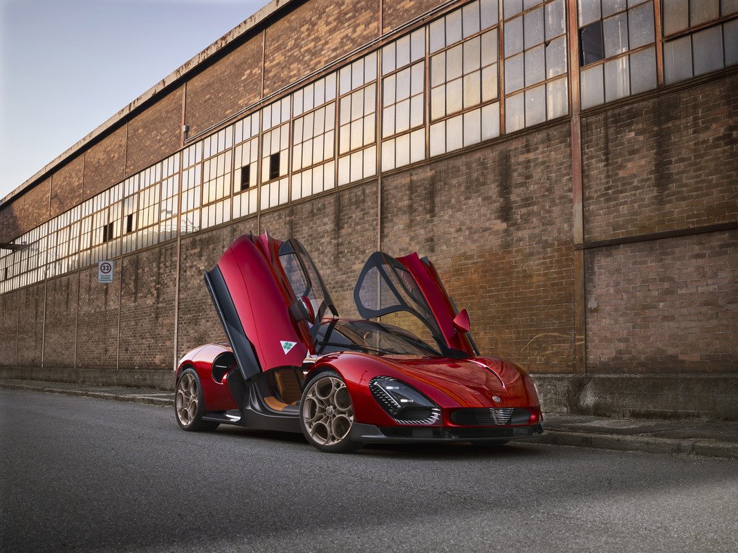 Alfa Romeo 33 Stradale, una joya exclusiva para 33 afortunados 