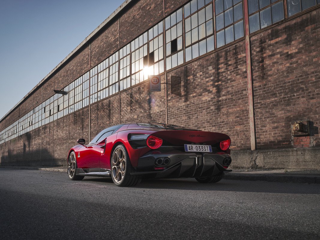 Alfa Romeo 33 Stradale, una joya exclusiva para 33 afortunados 