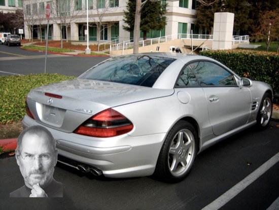 El coche de Steve Jobs era un Mercedes SL sin matrículas