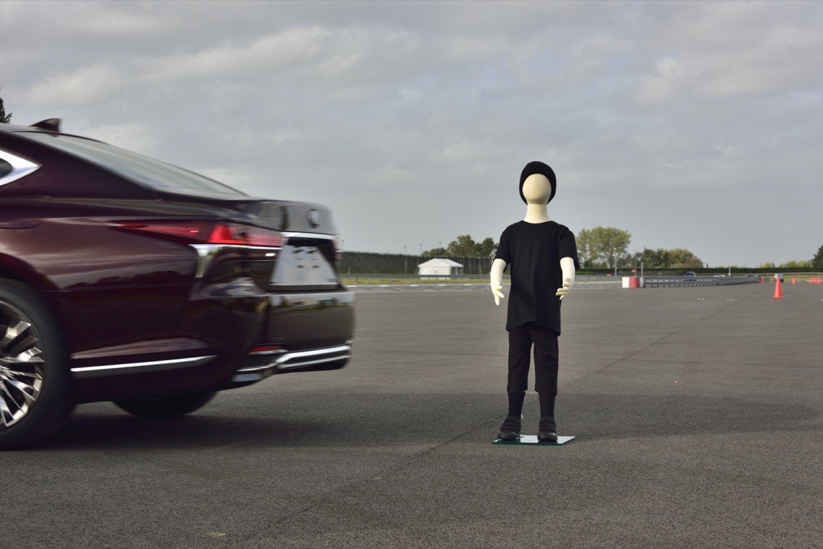 Toyota apuesta por la conducción autónoma para un futuro sin accidentes