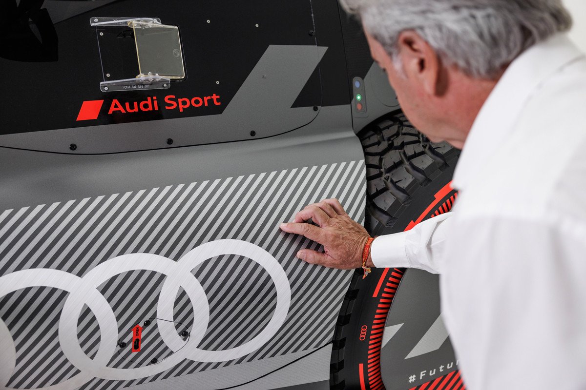 Las cinco evoluciones del Audi RS Q e-tron para que Carlos Sainz gane el Dakar 2024