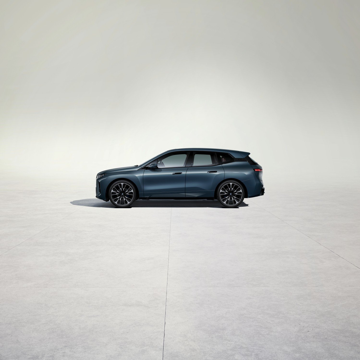 BMW iX 2025